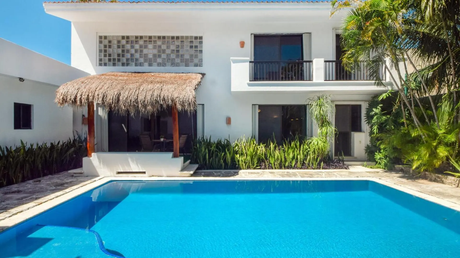 Casa Armonia , Apartments With Pool Cozumel